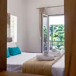 Bezolot Resort. بيت للعطل *