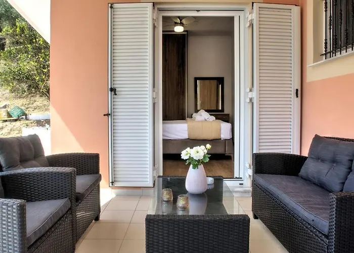 Prázdninový dům Bezolot Resort. Karousádes