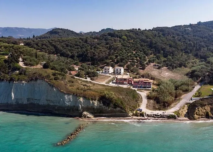 度假居 Bezolot Resort.