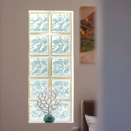 Bezolot Resort. * Karousádes