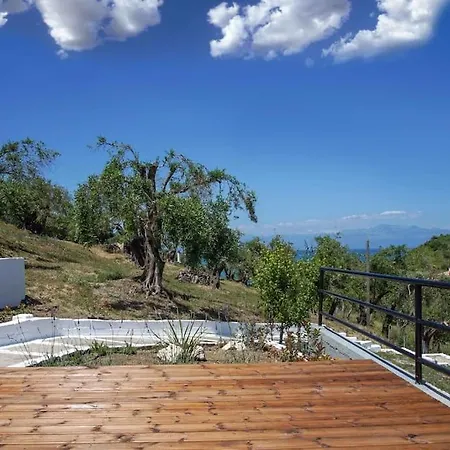 בית נופש Bezolot Resort.