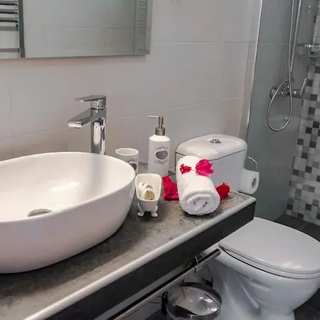 Bezolot Resort. בית נופש