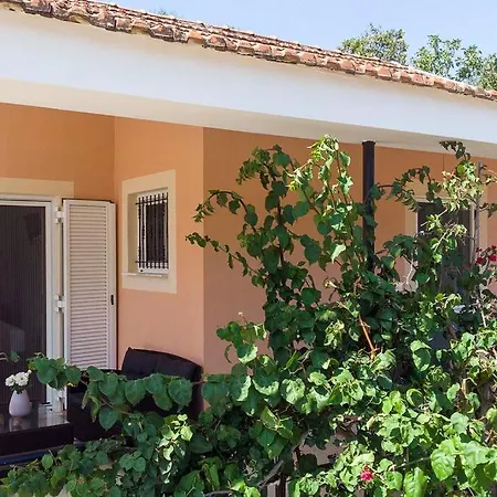 בית נופש Bezolot Resort. *