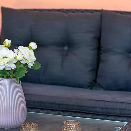 בית נופש Bezolot Resort. Karousádes